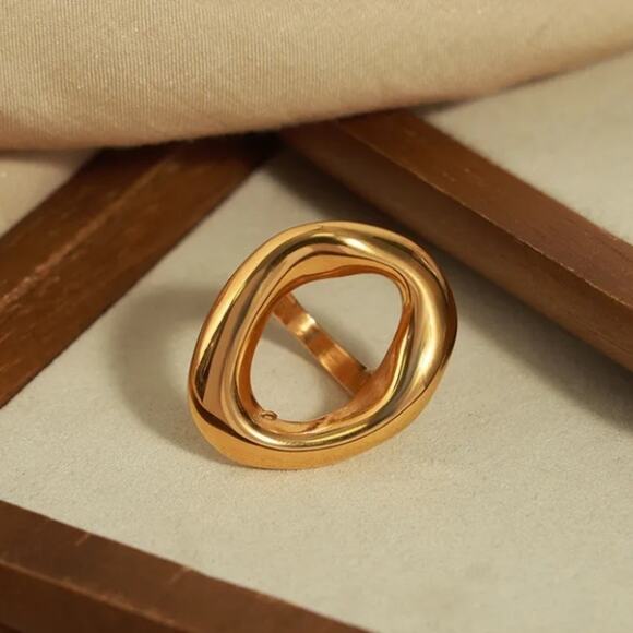Stainless Steel Hollow Out Gold Ring - Picture 6 of 12